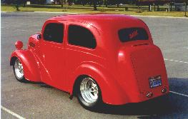 Hugh's 1948 Anglia with a Chevrolet 350 V8