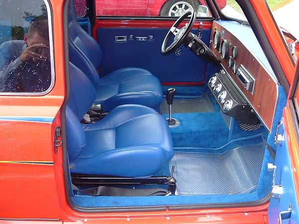 Austin Mini - blue interior