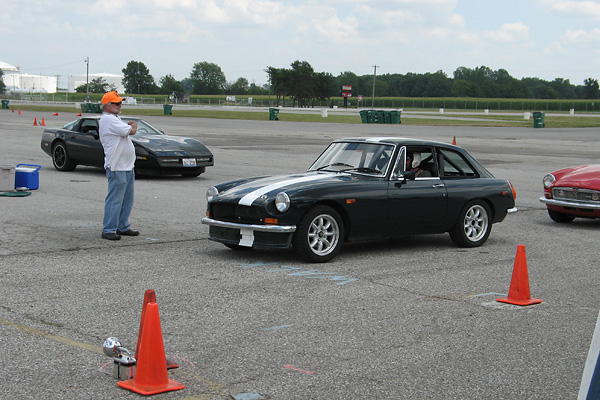 Curtis Jacobson's 1971 MGB/GT with Buick 215 V8