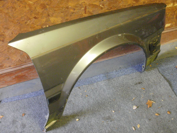 1995 Nissan Stanza front fenders.