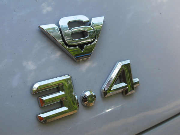 V6 and 3.4 badges.