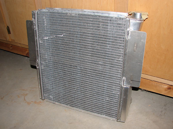 FastCars aluminum crossflow radiator, 19 tall x 18.25 wide.